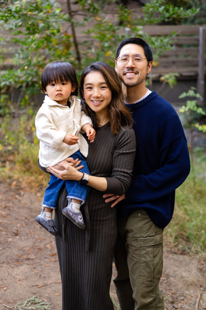 Family portrait with greenery at Redwood Grove Nature Preserve – Ellobelle Photography