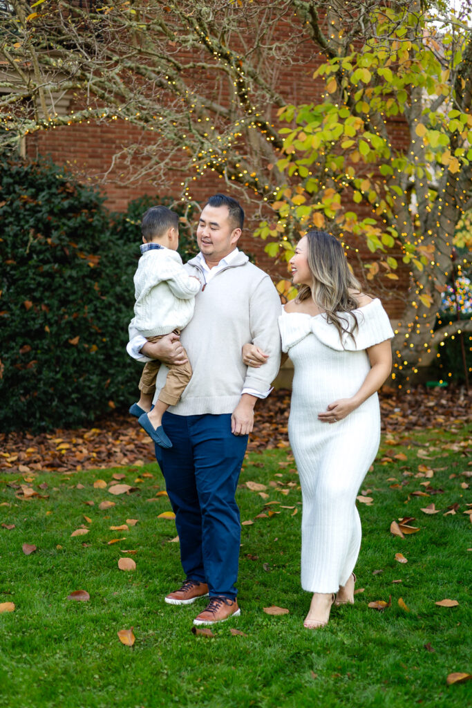 Candid moment of family walking together under fall trees at Filoli garden holiday photography
