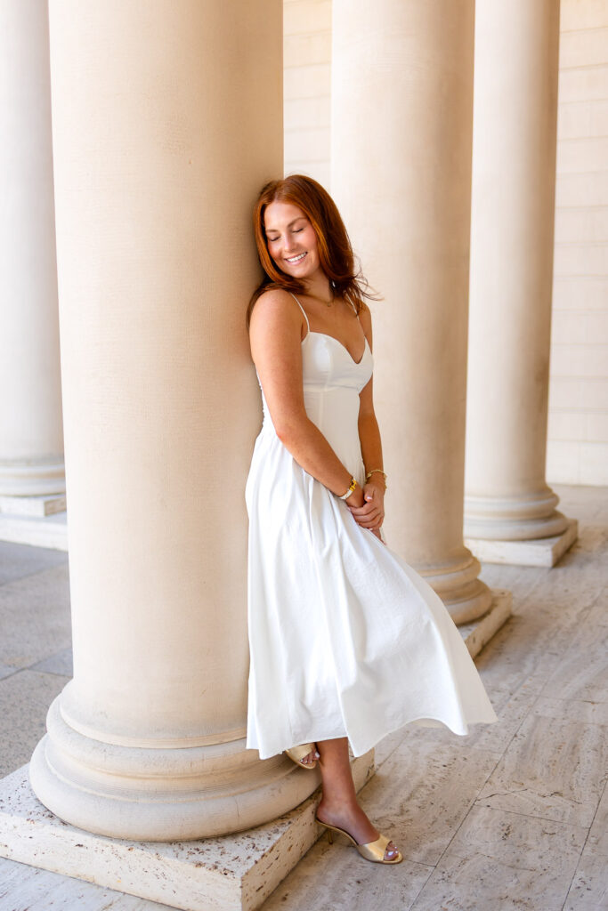 San Francisco photoshoot of a woman at the Legion of Honor